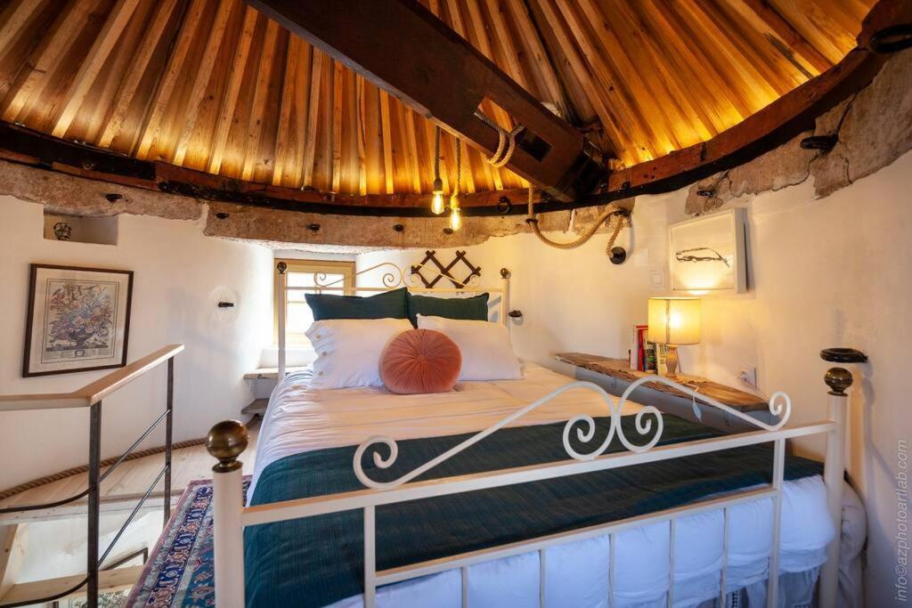 Cozy Windmill Close To The Beach Lourinha  Exterior photo